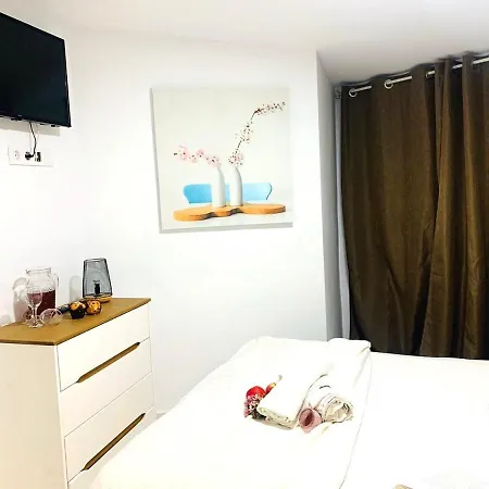 Wonderful&young Triplex Playa Américas Appartamento *
